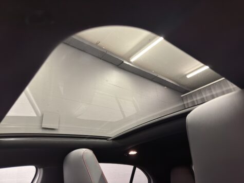 Mercedes-Benz – A 220 AMG Line 4Matic