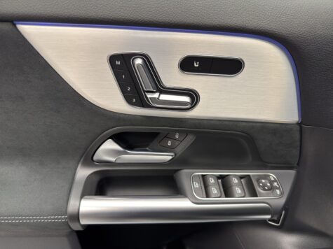 Mercedes-Benz – GLA 200 AMG Line Night Star
