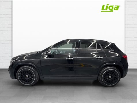 Mercedes-Benz – GLA 200 AMG Line Night Star