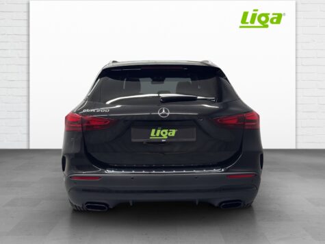 Mercedes-Benz – GLA 200 AMG Line Night Star