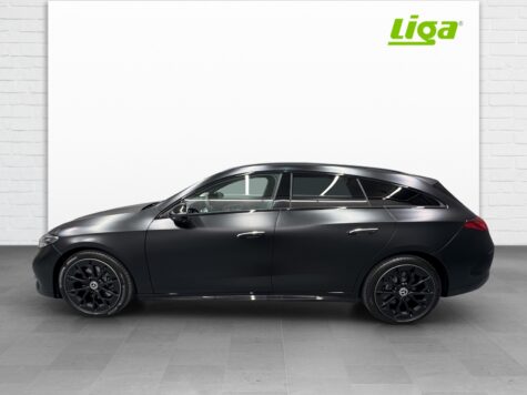 Mercedes-Benz – CLA 350 4Matic Shooting Brake with EQ Hybrid