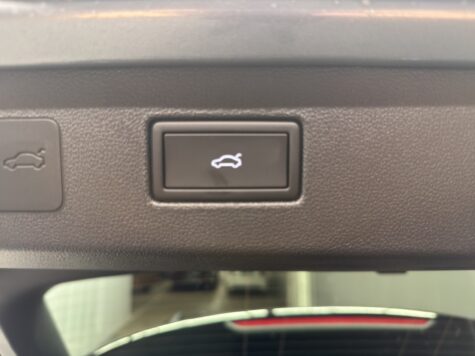 VW – T-Roc 1.5 eTSI R-Line DSG