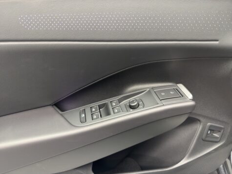 VW – T-Roc 1.5 eTSI R-Line DSG