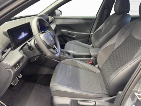 VW – T-Roc 1.5 eTSI R-Line DSG