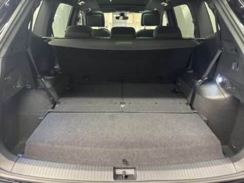 VW – Tiguan Allspace 2.0 TSI R-Line DSG