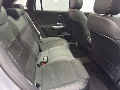 Mercedes-Benz – GLA 220 AMG Line 4Matic