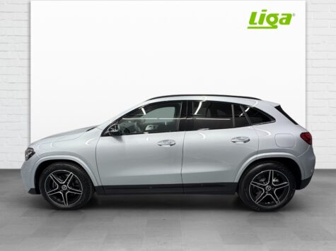 Mercedes-Benz – GLA 220 AMG Line 4Matic