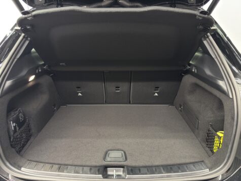 Mercedes-Benz – GLA 220 AMG Line 4Matic