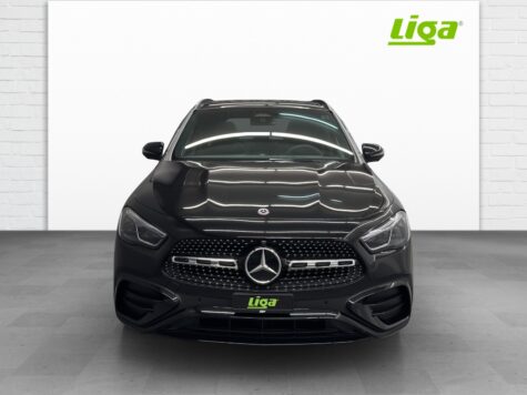Mercedes-Benz – GLA 220 AMG Line 4Matic