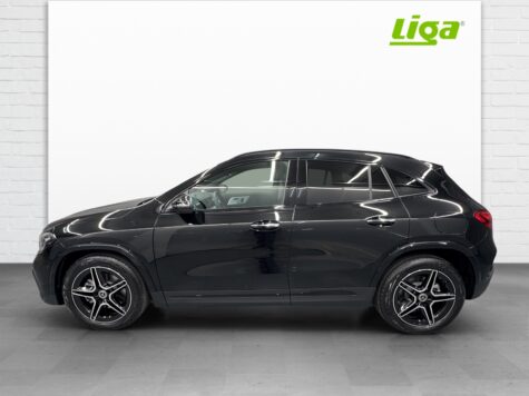 Mercedes-Benz – GLA 220 AMG Line 4Matic