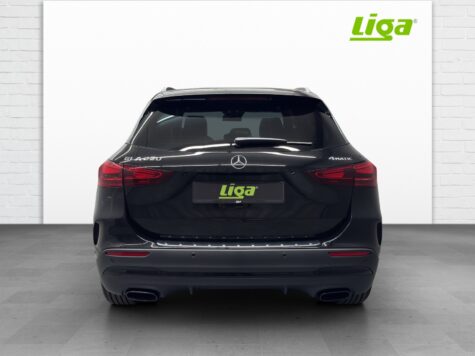 Mercedes-Benz – GLA 220 AMG Line 4Matic