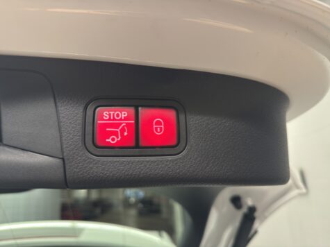 Mercedes-Benz – GLA 200 Advanced Plus Line  Night Star