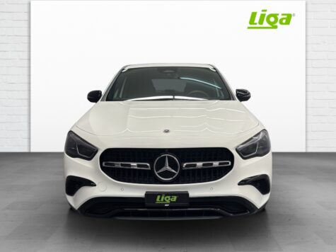 Mercedes-Benz – GLA 200 Advanced Plus Line  Night Star