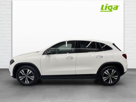 Mercedes-Benz – GLA 200 Advanced Plus Line  Night Star