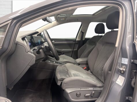 VW – Golf VIII 2.0 TSI Style DSG