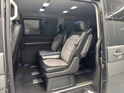 VW – T6.1 Multivan 2.0 TDI 150 Highline DSG
