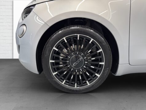 Fiat – 500 1.0 Hybrid La Prima