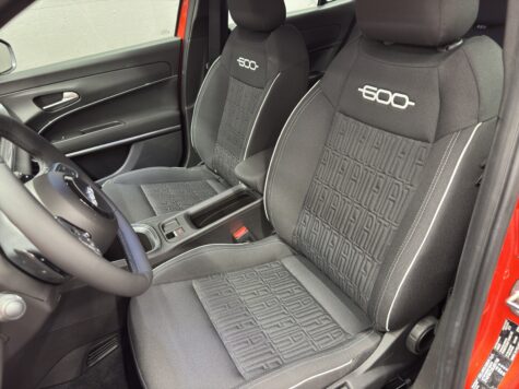 Fiat – 600 1.2 Hybrid Cult C&S&W