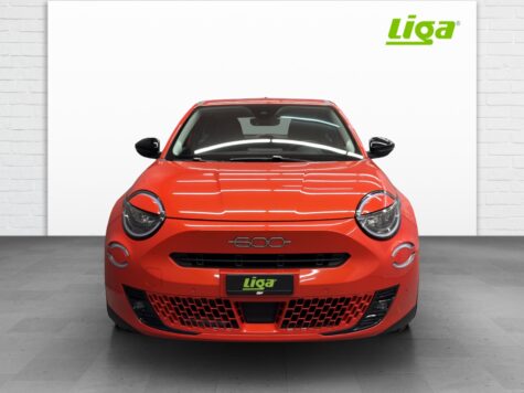 Fiat – 600 1.2 Hybrid Cult C&S&W