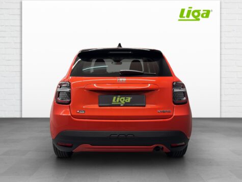 Fiat – 600 1.2 Hybrid Cult C&S&W