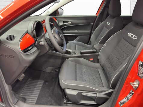 Fiat – 600 1.2 Hybrid Cult C&S&W