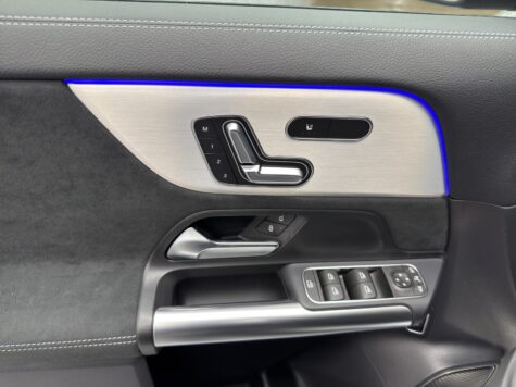 Mercedes-Benz – GLA 250 AMG Line 4Matic Swiss Star