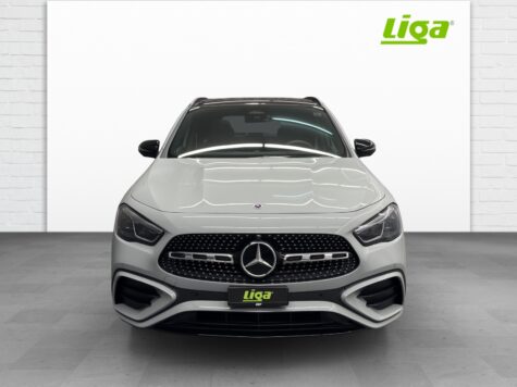 Mercedes-Benz – GLA 250 AMG Line 4Matic Swiss Star