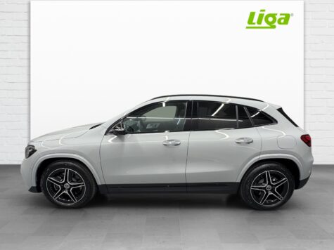 Mercedes-Benz – GLA 250 AMG Line 4Matic Swiss Star