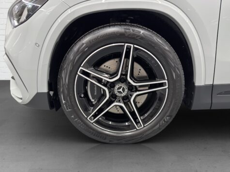 Mercedes-Benz – GLA 250 AMG Line 4Matic Swiss Star