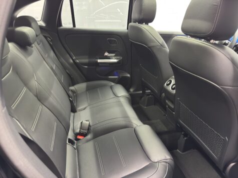 Mercedes-Benz – GLA 250 AMG Line 4Matic Swiss Star