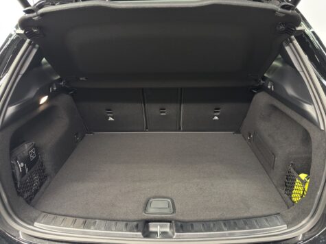 Mercedes-Benz – GLA 250 AMG Line 4Matic Swiss Star