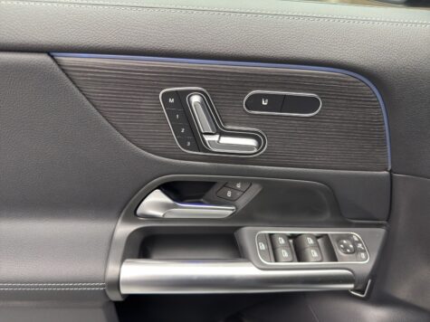 Mercedes-Benz – GLA 250 AMG Line 4Matic Swiss Star