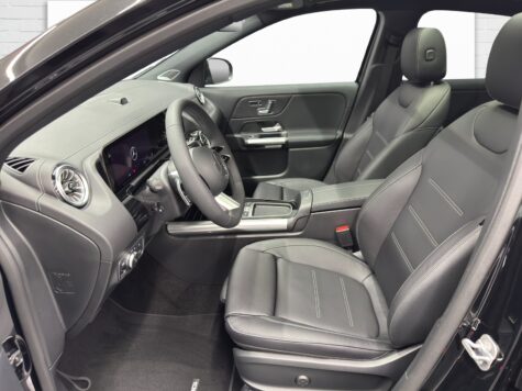 Mercedes-Benz – GLA 250 AMG Line 4Matic Swiss Star