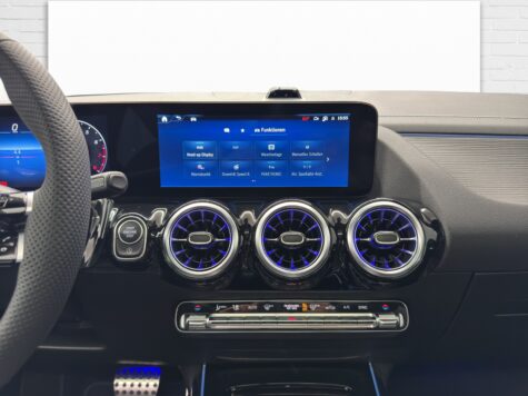 Mercedes-Benz – GLA 250 AMG Line 4Matic Swiss Star