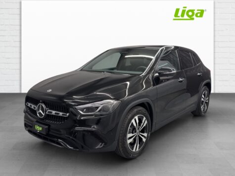 Mercedes-Benz – GLA 200 Advanced Plus Line Night Star