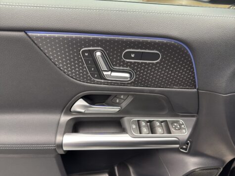 Mercedes-Benz – GLA 200 Advanced Plus Line Night Star