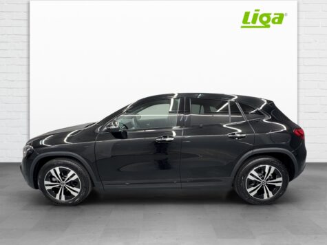 Mercedes-Benz – GLA 200 Advanced Plus Line Night Star
