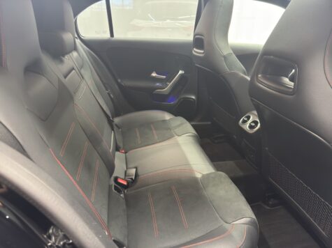 Mercedes-Benz – A 200 AMG Line 4Matic