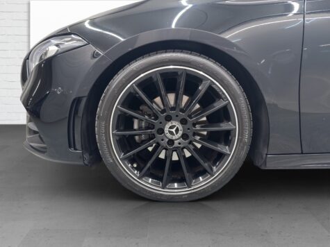 Mercedes-Benz – A 200 AMG Line 4Matic