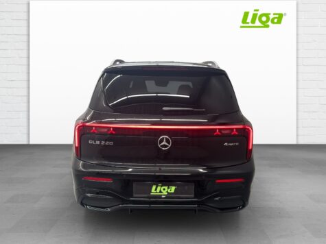 Mercedes-Benz – GLB 220 AMG Line 4Matic