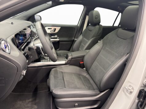 Mercedes-Benz – GLA 200 AMG Line Night Star