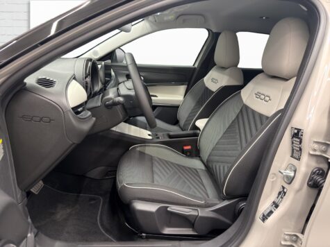 Fiat – 600 1.2 Hybrid 145 La Prima