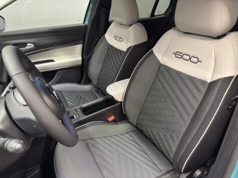 Fiat – 600 1.2 Hybrid 145 La Prima
