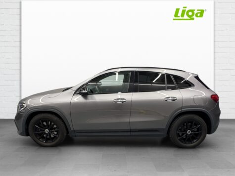 Mercedes-Benz – GLA 250 AMG Line 4Matic
