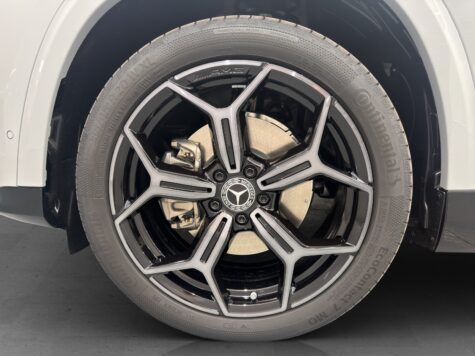 Mercedes-Benz – GLB 220 AMG Line 4Matic
