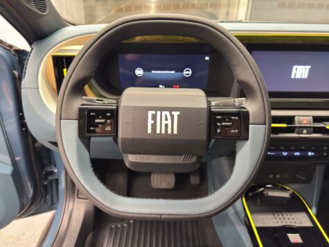 Fiat – Grande Panda 1.2 Hybrid La Prima