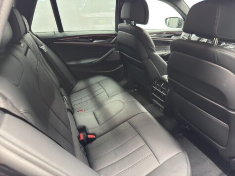 BMW – 530d xDrive SAG