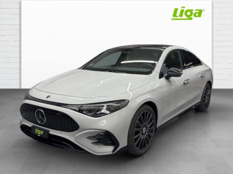 Mercedes-Benz – CLA 350 AMG Line 4Matic