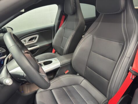 Mercedes-Benz – CLA 350 AMG Line 4Matic