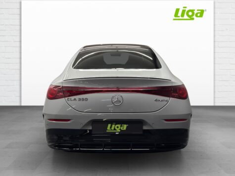Mercedes-Benz – CLA 350 AMG Line 4Matic
